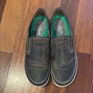 Clarks men’s leather brown Slip ons loafers - worn once! Size 10.5
